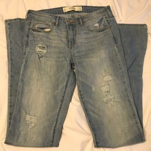 Abercrombie and Fitch Light Wash Boot Cut Jean 4L